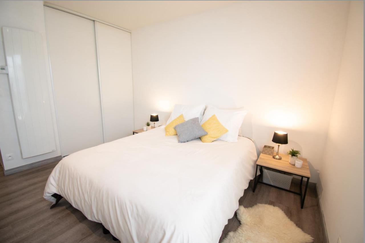 Joli Studio Tout Confort A 2 Pas De La Gare Poissy Eksteriør billede